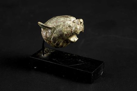 APPLIQUE DATAZIONE: I sec. d. C. MATERIA E TECNICA: bronzo fuso, decorazione...