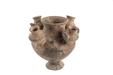 RARO KERNOS ETRUSCO DATAZIONE: fine VIII-inizi VII sec. a. C. MATERIA E...