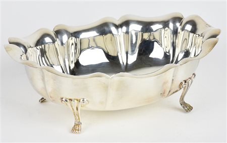 VASCHETTA SAGOMATA IN ARGENTO con quattro piedini, cm 6,5x19x14 g 195 circa