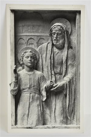FOTOGRAFIA in bianco e nero raffigurante bassorilievo con San Giuseppe e Gesω...