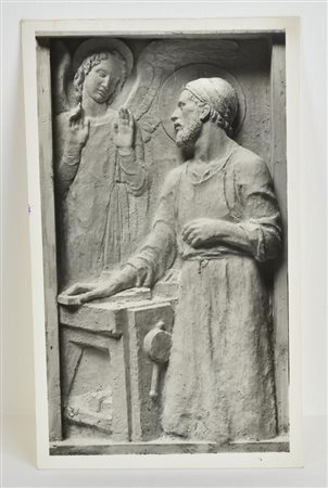 FOTOGRAFIA in bianco e nero raffigurante bassorilievo con San Giuseppe...