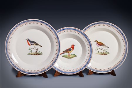 Tre piatti in maiolica, Napoli secolo XIX