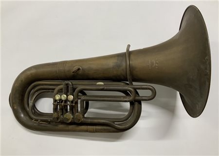Basso tuba della ditta R. Riboni, Milano 1920 ca., in ottone, pistoni da sistem