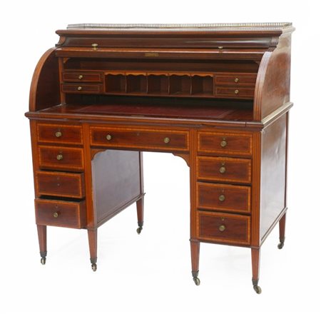 Scrivania a rullo con cassetto centrale e quattro laterali in linea, piano inte