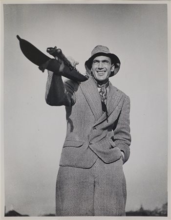 Sciatore 

Fotografia alla gelatina sali d'argento attribuita ad Alfred Eisenst