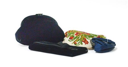 PIROVANO e anonimi
Lotto di quattro borse da sera, una interamente ricamata con