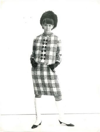 Una stampa fotografica vintage alla gelatina sali d'argento con passepartout pe