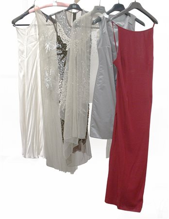 PAROSH, FENDI JEANS e anonimi
Lotto composto da abito a spalline con tulle colo