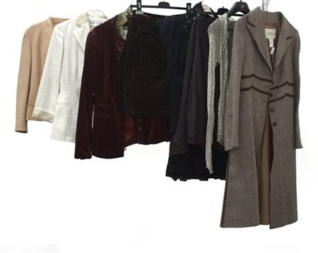 ERMANNO SCERVINO e anonimi
Lotto composto da un cappottino in juta melange marr