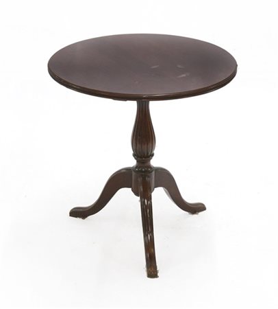 Tavolino da salotto con piano tondo, gamba centrale tripode (d cm 52, h cm 56)