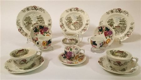 Manifattura inglese. Parte di servizio da dolce in terraglia composto da lattie