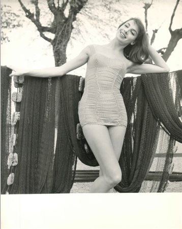 Due stampe fotografiche vintage alla gelatina sali d'argento per Jantzen