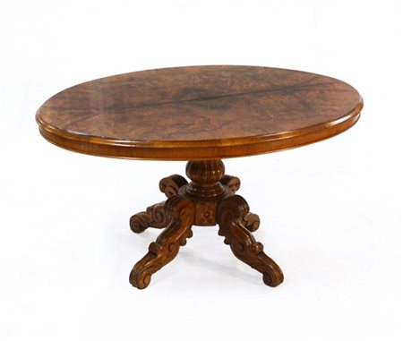 Tavolo da salotto con piano ovale in radica, sostegno a colonna su gambe intagl