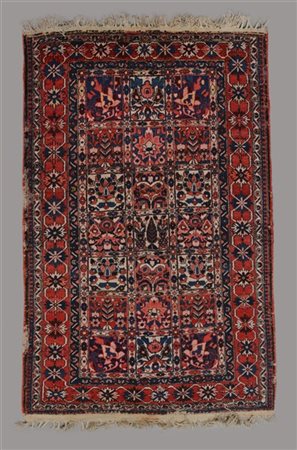 Tappeto a fondo mattone a tre file di medaglioni geometrici con bordura a fiori