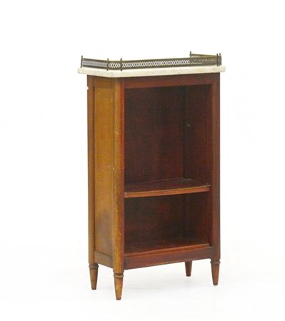 Piccola libreria in legno con ripiani a giorno. Piano in marmo con ringhiera me