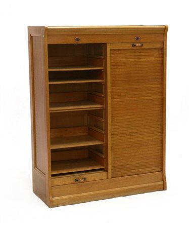 Mobile con fronte a saracinesca celante vani. Inizio del secolo XX (cm 100x130x