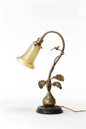 Lampada da tavolo Art Nouveau con base in marmo nero e corpo bulbiforme e con f