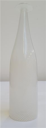 Manifattura di Murano
Bottiglia in vetro soffiato a mezza filigrana in vetro in