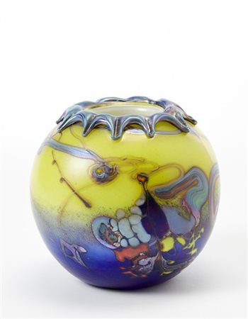 Pascal Guernic Vaso globulare Art Nouveau in vetro soffiato incamiciato a più co