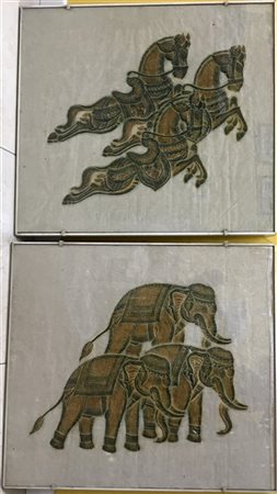 Due xilografie raffiguranti elefanti e cavalli (cm 50x56) in cornici (difetti)