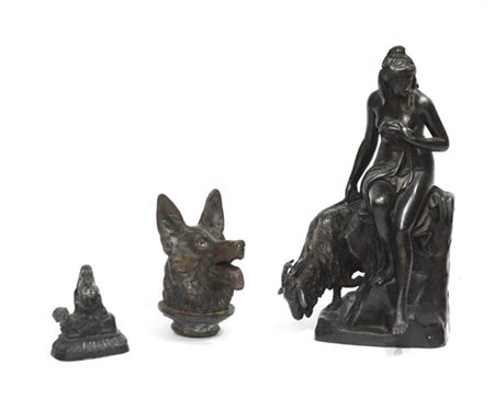 Lotto composto da tre sculture in metallo di diverso soggetto (difetti)