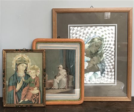 Lotto composto da tre stampe di soggetto religioso, in cornici (difetti)