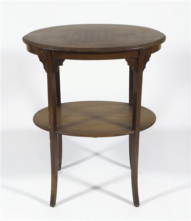 Tavolino ovale in legno a 2 ripiani.