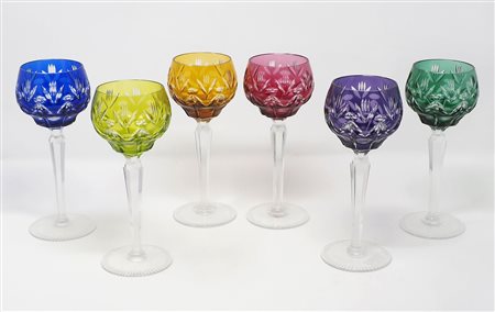 Lotto di 6 calici in vetro colorato.