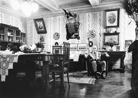 Gianni Berengo Gardin (1930)  - from the series "Dentro le case", 1976