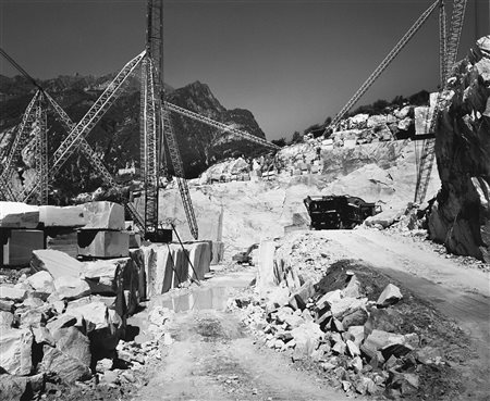 Gabriele Basilico (1944-2013)  - Cava di marmo Crevoladossola, anni 1990