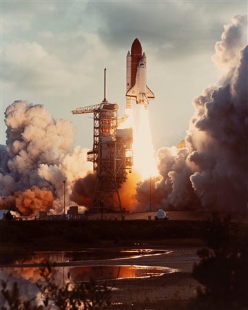 NASA - Kennedy Space Center, Space Shuttle, 1983