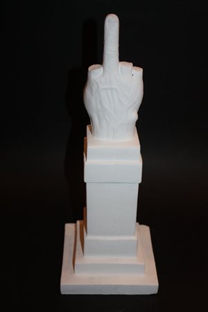 Maurizio Cattelan "L.O.V.E. 2015"