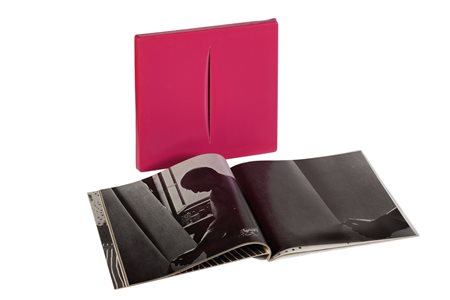 Lucio Fontana (Rosario 1899-Varese 1968)  - Concetto spaziale, 1968