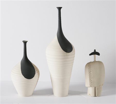 ANONIMO Lotto composto da tre vasi. Vetro. MX12-C Studio MDimensioni: n.1 h...