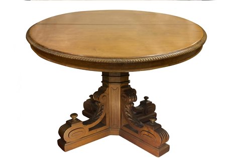 Tavolo allungabile in legno di mogano. XIX secolo. Con bordo a giro, piede a...