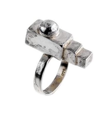 ANELLO IN ARGENTO STERLING, UTE KARNER (Gumbinnem, Germania 1945 - 1985)...