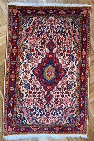 TAPPETO TABRIZ cm 72x110