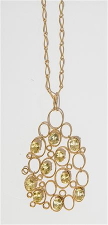 COLLANA IN ORO GIALLO CON QUARZI CITRINI Realizzata come una lunga catena a...