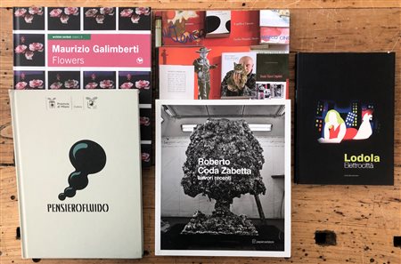 ARTE CONTEMPORANEA ITALIANA (GALIMBERTI, CODA ZABETTA, CINGOLANI, LODOLA, AUTORI VARI) - Lotto unico di 5 cataloghi