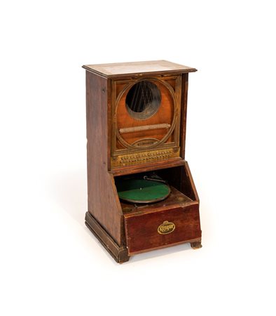 Antico fonografo grammofono Klingsor