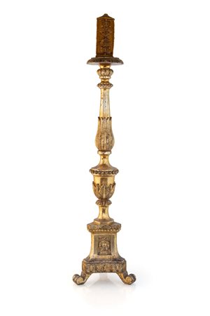 Torciera in legno dorato