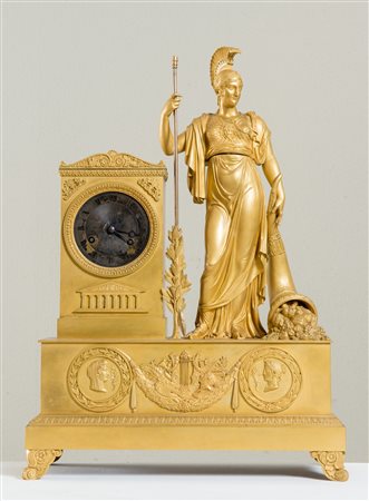 OROLOGIO IN BRONZO DORATO, Francia, inizi del XIX secolo. Quadrante in...
