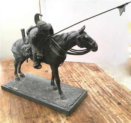 Francesco Ferruccio Crespi "Lancere a cavallo" scultura in bronzo firmata alla b