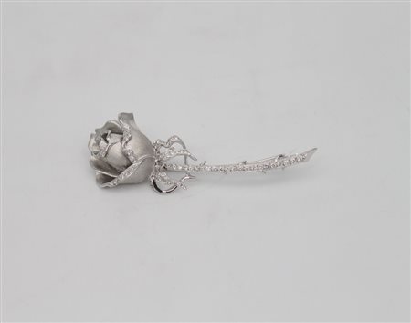 Spilla in oro - A gold brooch