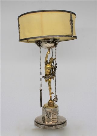 Lucerna in argento - A silver and gilt silver lucerna