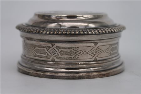 Tabacchiera in argento - A silver snuff box