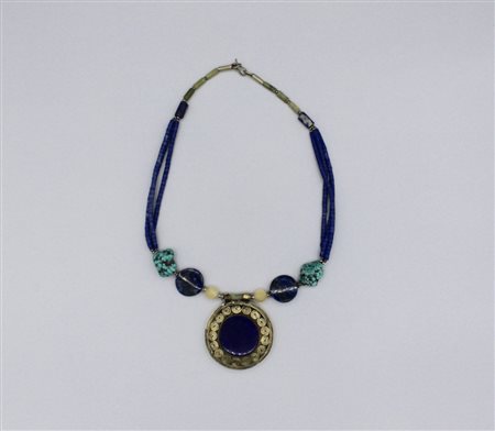 Collana in argento con pendente - A silver necklace