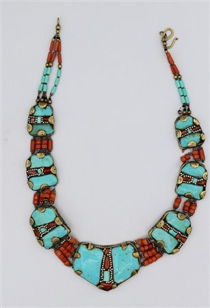 Collana in argento dorato - A gilt silver necklace