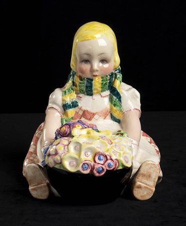 ESSEVI - YOUNG GIRL WITH FLOWERS