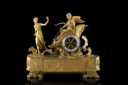 LE ROY Hr DE MADAME
Pendola da appoggio in bronzo dorato raffigurante il "carro